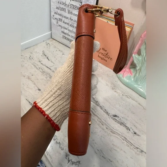 MIA K COLLECTION BROWN ZIPPY WALLET - Picture 7 of 10